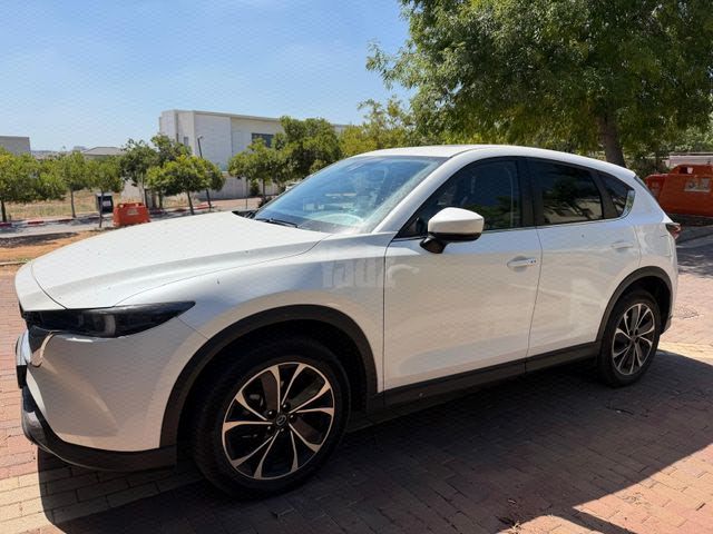 מודעת רכב מאזדה CX-5