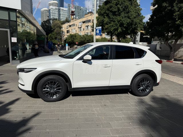 מודעת רכב מאזדה CX-5