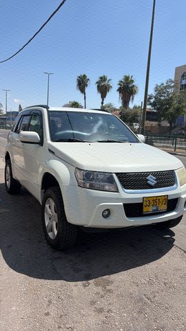 גרנד ויטרה JLX-E אוט׳ 5 דל 2.4 (165 כ״ס)