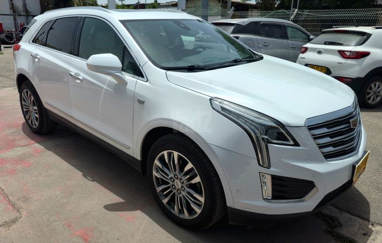 מודעת רכב קאדילק XT5