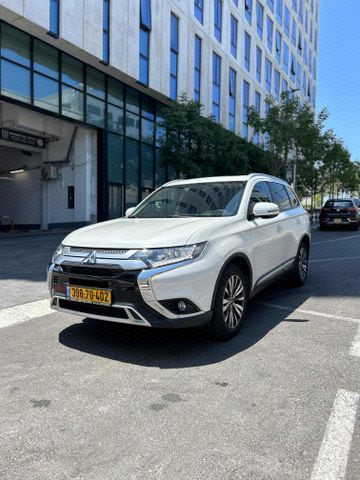 מודעת רכב מיצובישי אאוטלנדר