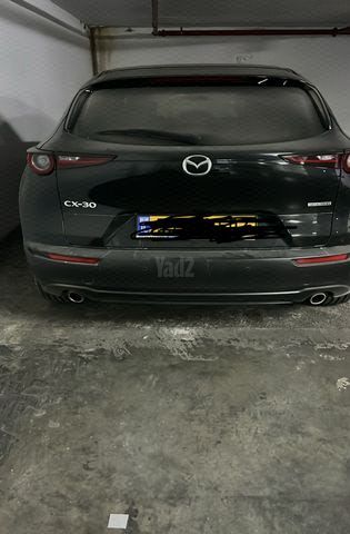 מודעת רכב מאזדה CX-30