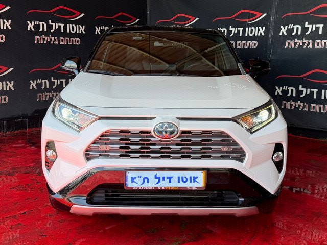 מודעת רכב טויוטה RAV4