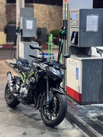 מודעת רכב קאוואסאקי Z900