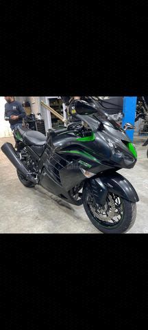 מודעת רכב קאוואסאקי ZZR1400