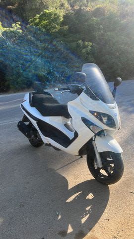 מודעת רכב פיאג'ו X-Evo 250