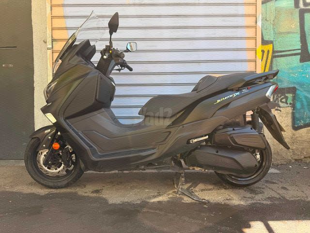 מודעת רכב סאן יאנג ג'וי-מקס Z-250