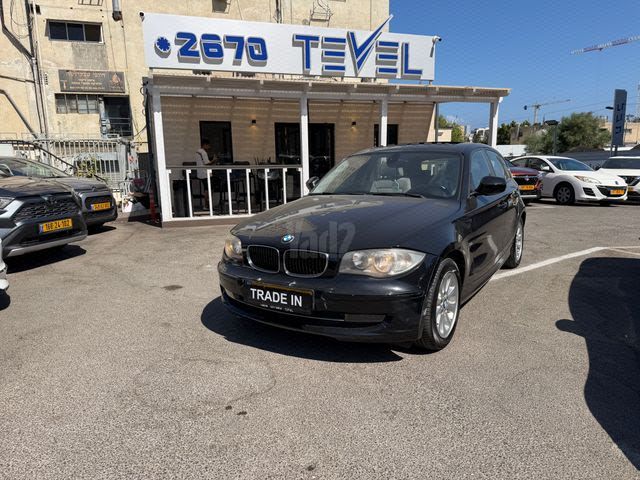 מודעת רכב ב מ וו סדרה 1