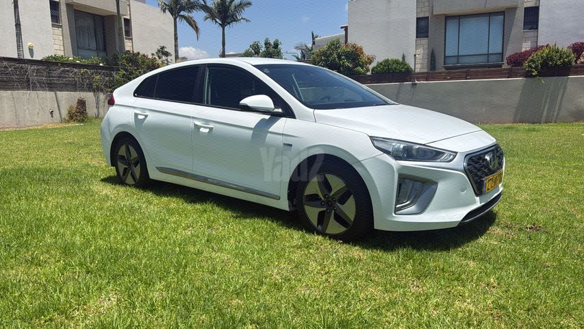 מודעת רכב יונדאי איוניק