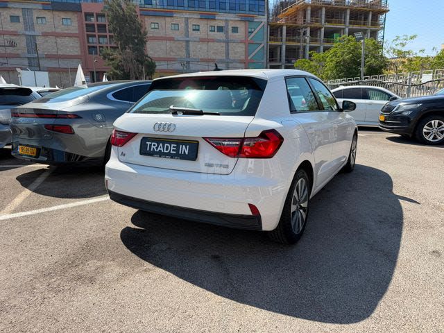 מודעת רכב אאודי A1 1