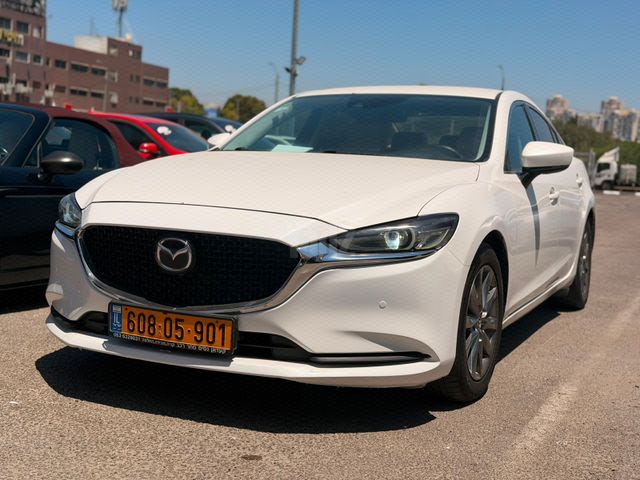 מודעת רכב מאזדה 6