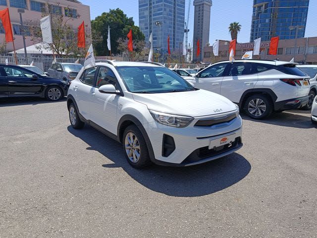 מודעת רכב קיה סטוניק