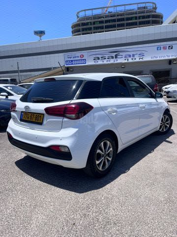 מודעת רכב יונדאי i20 1