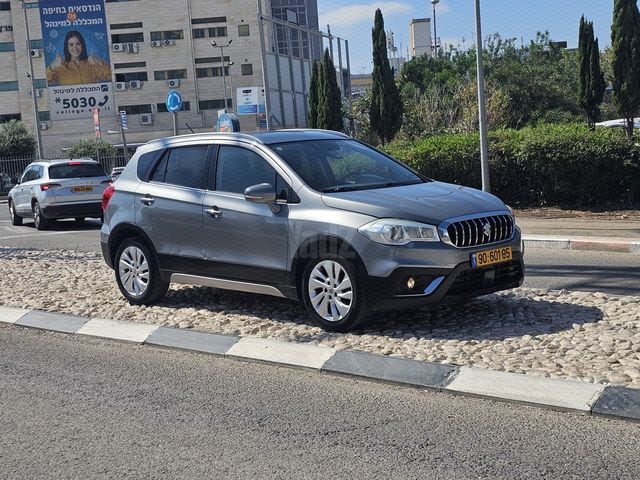מודעת רכב סוזוקי קרוסאובר 1