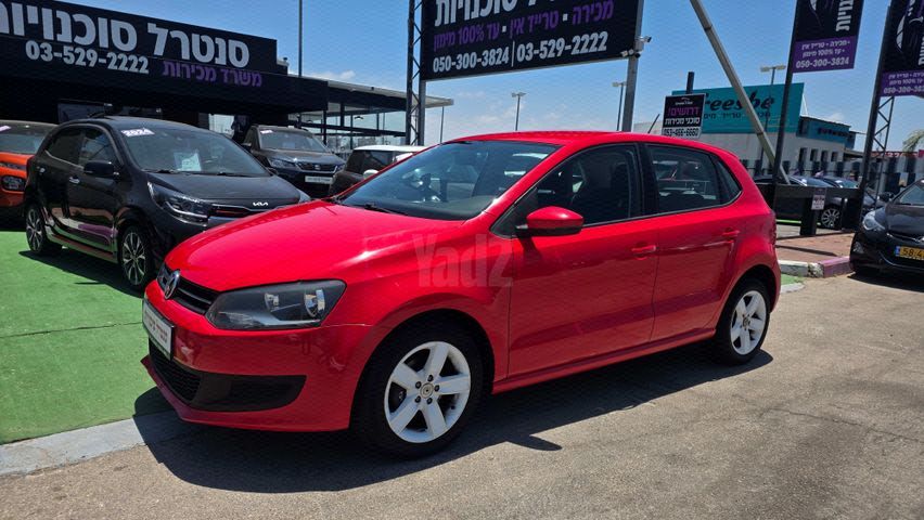 פולו  Comfortline אוט׳ 5 דל 1.2 (105 כ״ס)