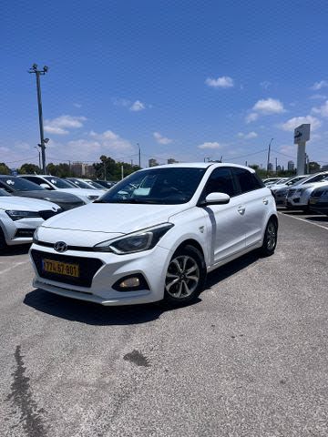 מודעת רכב יונדאי i20 2