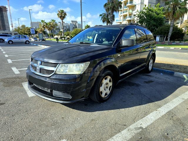מודעת רכב דודג' ג'רני