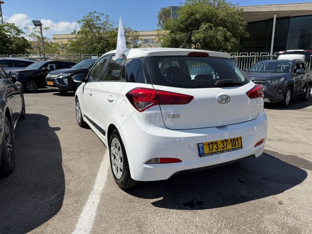 מודעת רכב יונדאי i20 1