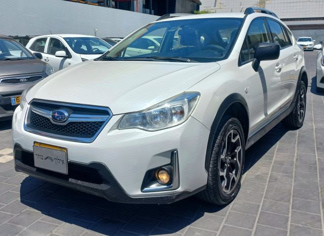 מודעת רכב סובארו XV