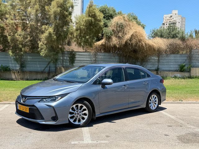 מודעת רכב טויוטה קורולה