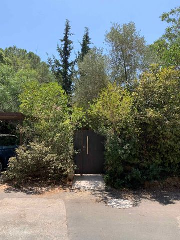 בית פרטי/ קוטג' להשכרה בצור הדסה — 2