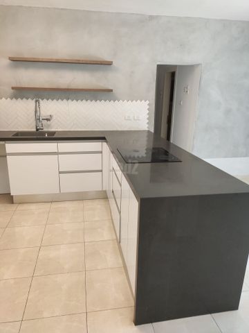 תמונה 2 של דירת 3 חדרים להשכרה בהרצליה