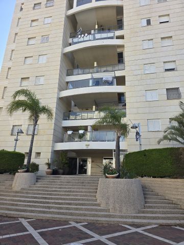 Rehovot, Israel 9