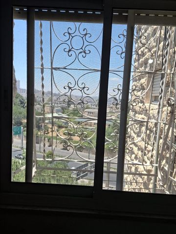 דירה למכירה בירושלים (תיווך) — 3