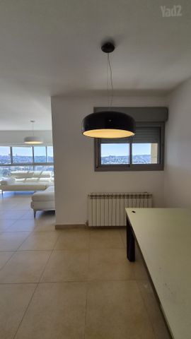 דירה למכירה בירושלים (תיווך) — 3