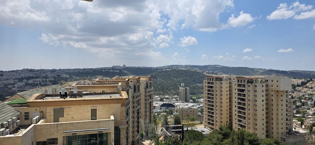 דירה למכירה בירושלים (תיווך) — 2