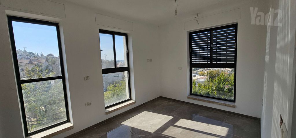 דירה למכירה במבשרת ציון (תיווך) — 2