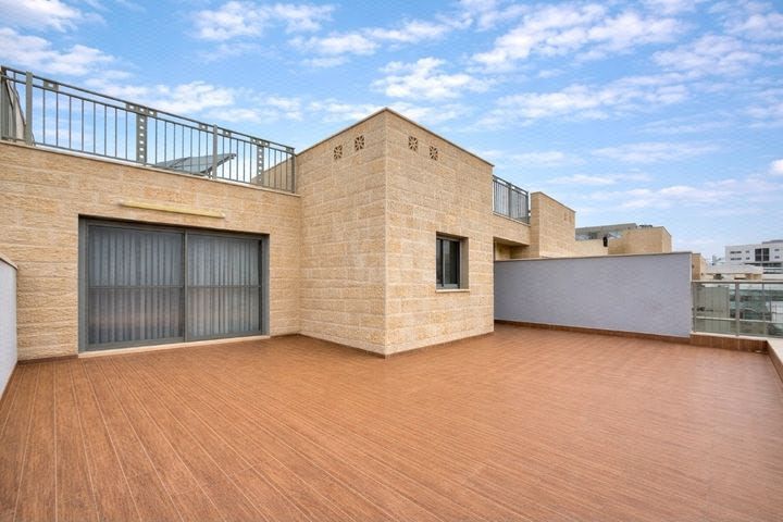 ספיר 27