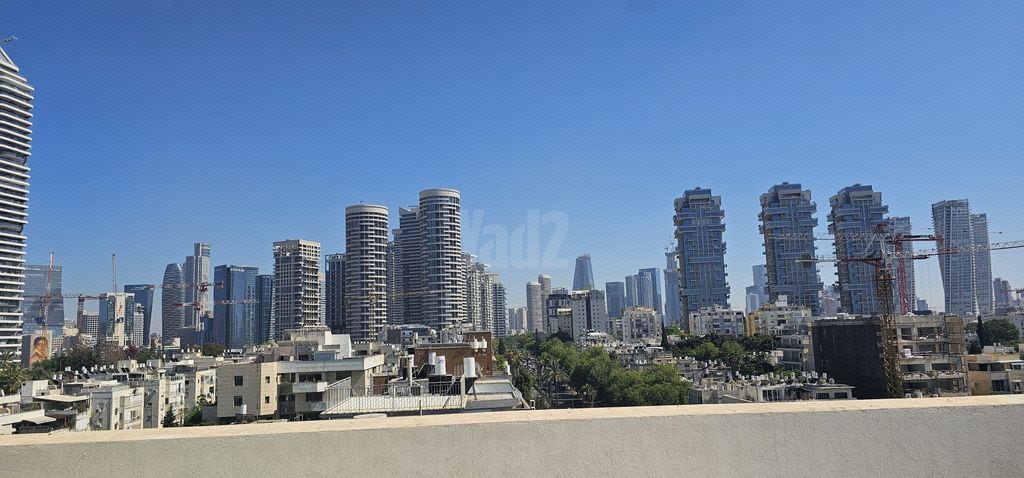 גג/ פנטהאוז