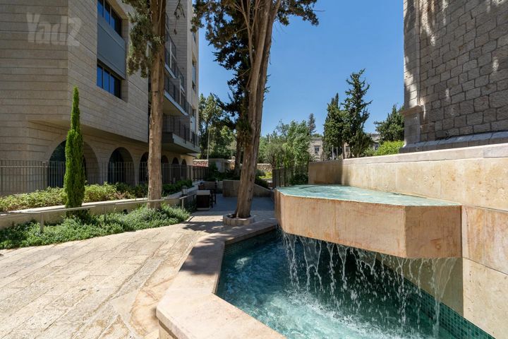 דירה להשכרה בירושלים (תיווך) — 4