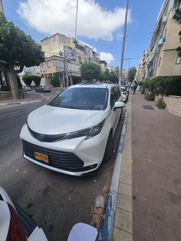 מודעת רכב טויוטה סיינה