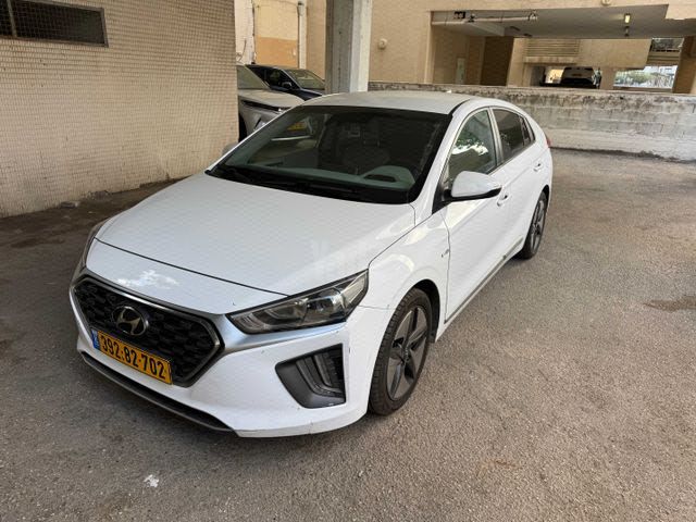 מודעת רכב יונדאי איוניק