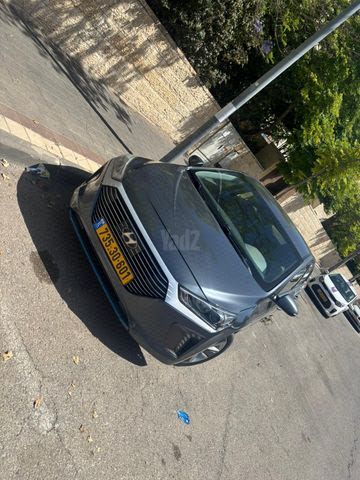 מודעת רכב יונדאי איוניק