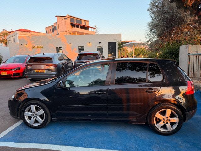 גולף GT-Sport אוט׳ 5 דל 2.0 (150 כ״ס)