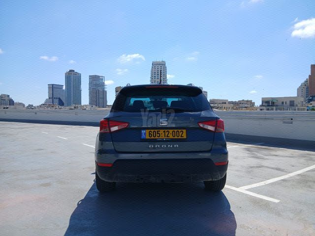מודעת רכב סיאט ארונה