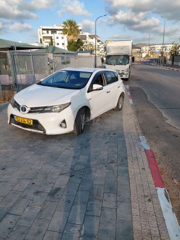 מודעת רכב טויוטה אוריס