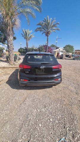 מודעת רכב יונדאי i20