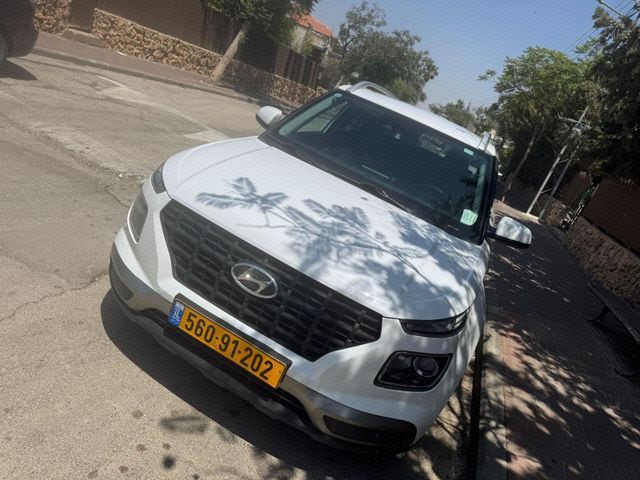 מודעת רכב יונדאי וניו