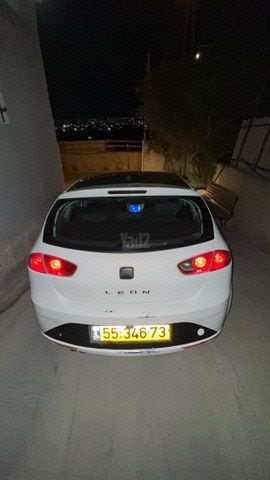 מודעת רכב סיאט לאון