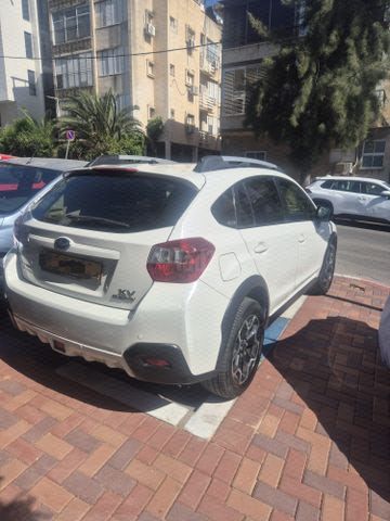 מודעת רכב סובארו XV
