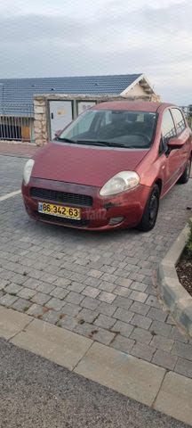 מודעת רכב פיאט פונטו