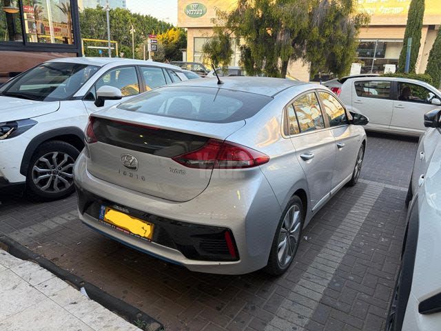 מודעת רכב יונדאי איוניק