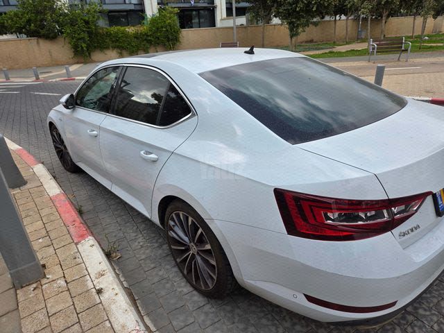 מודעת רכב סקודה סופרב