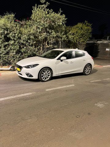מודעת רכב מאזדה 3