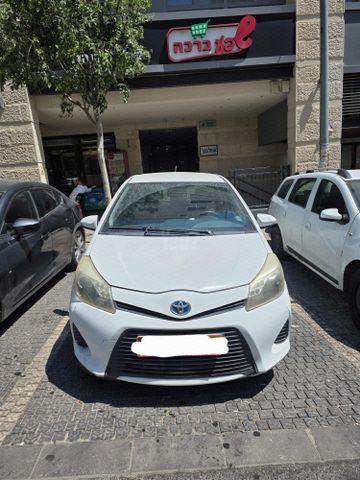 מודעת רכב טויוטה יאריס