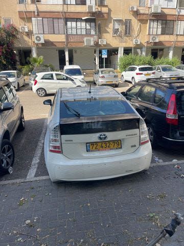מודעת רכב טויוטה פריוס
